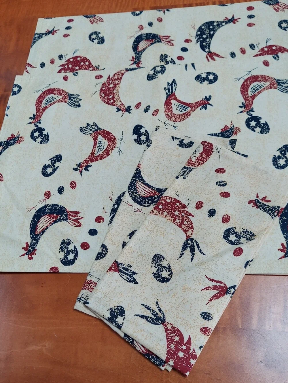 NWOT  SONOMA Placemats & Napkins